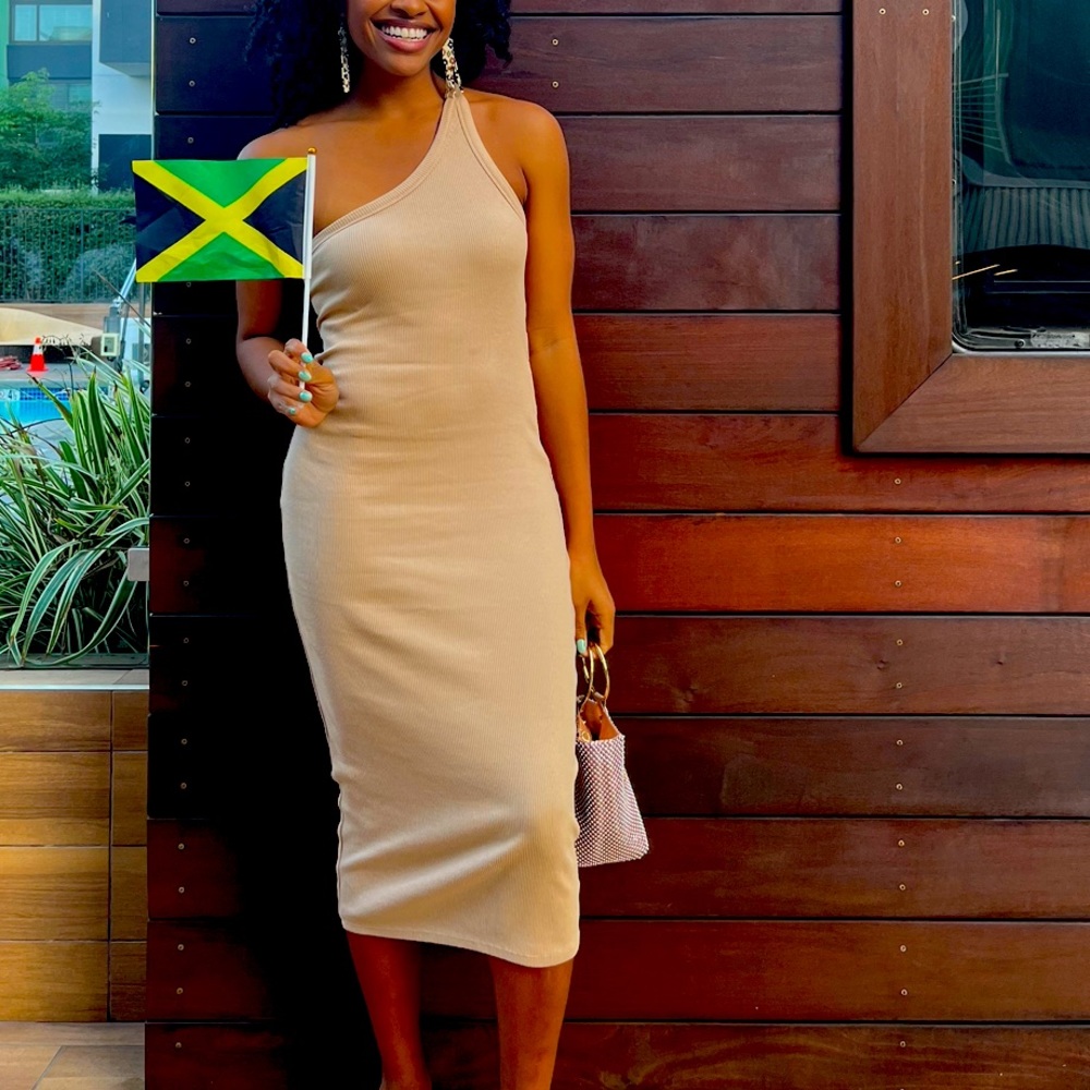 One Shoulder Midi Dress with back cutouts - Forever 21
